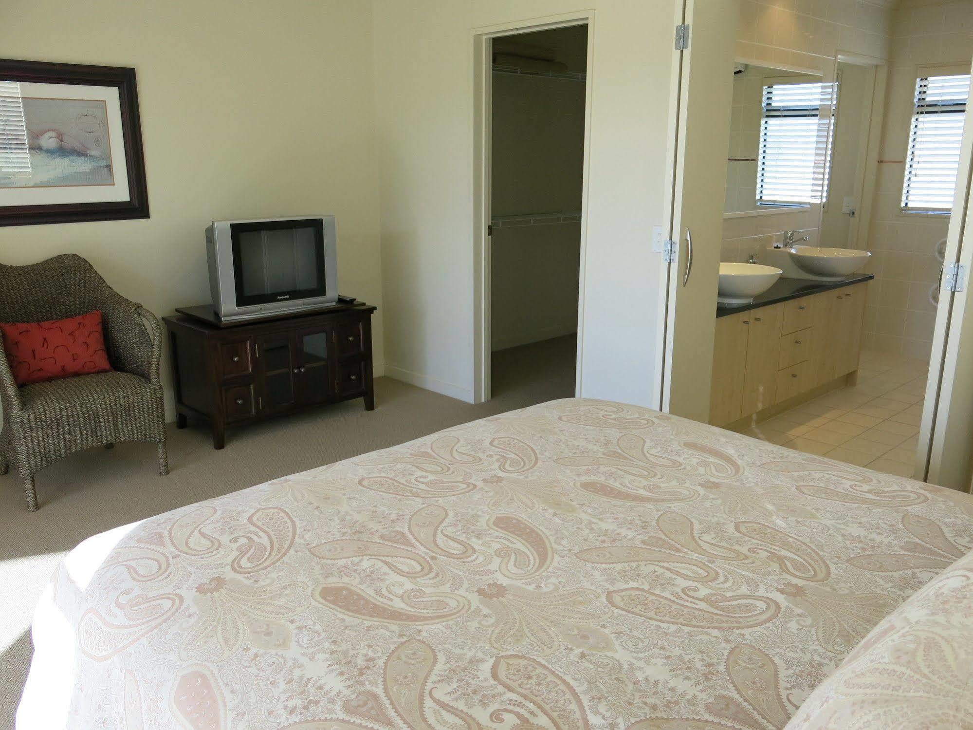 Ocean Breeze Resort Pauanui Eksteriør billede